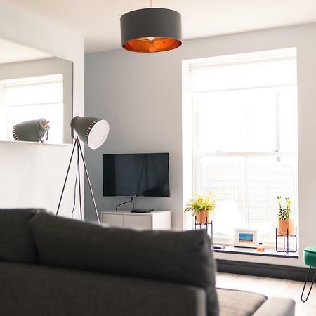 The Dreamland Apartment - Margate Beach - By Goldex Coastal Breaks Экстерьер фото